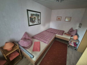 Schlafzimmer 2